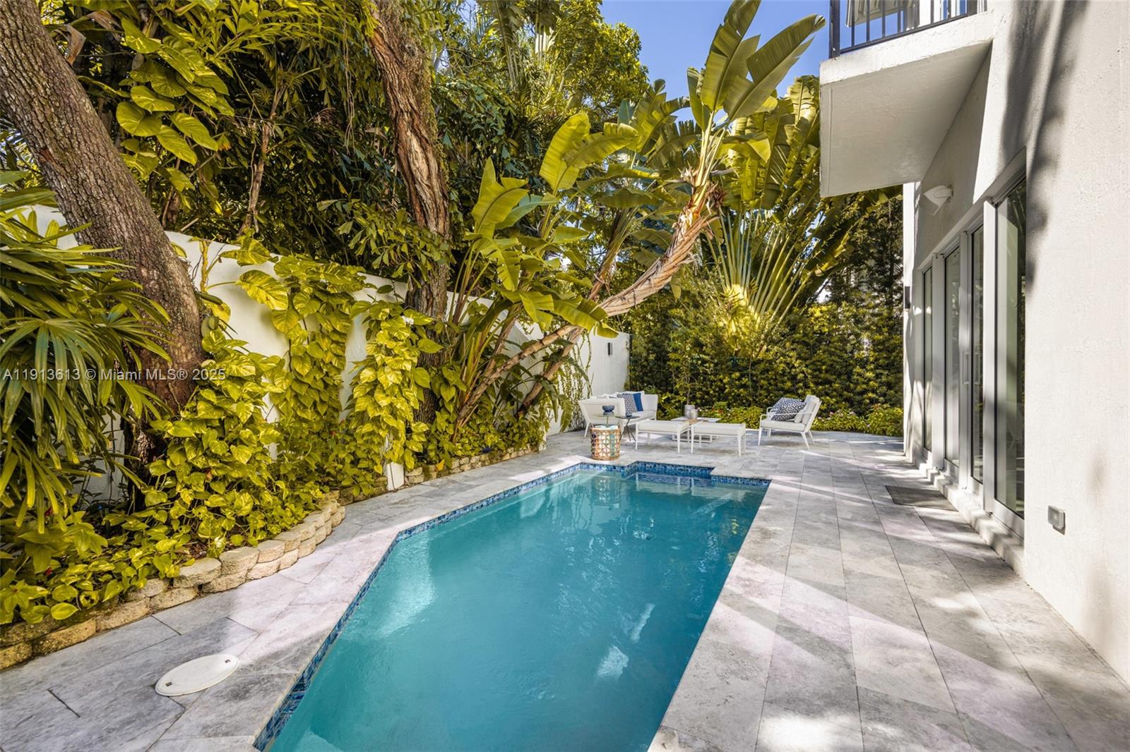 VILLAS DE VIZCAYA - Residential Lease