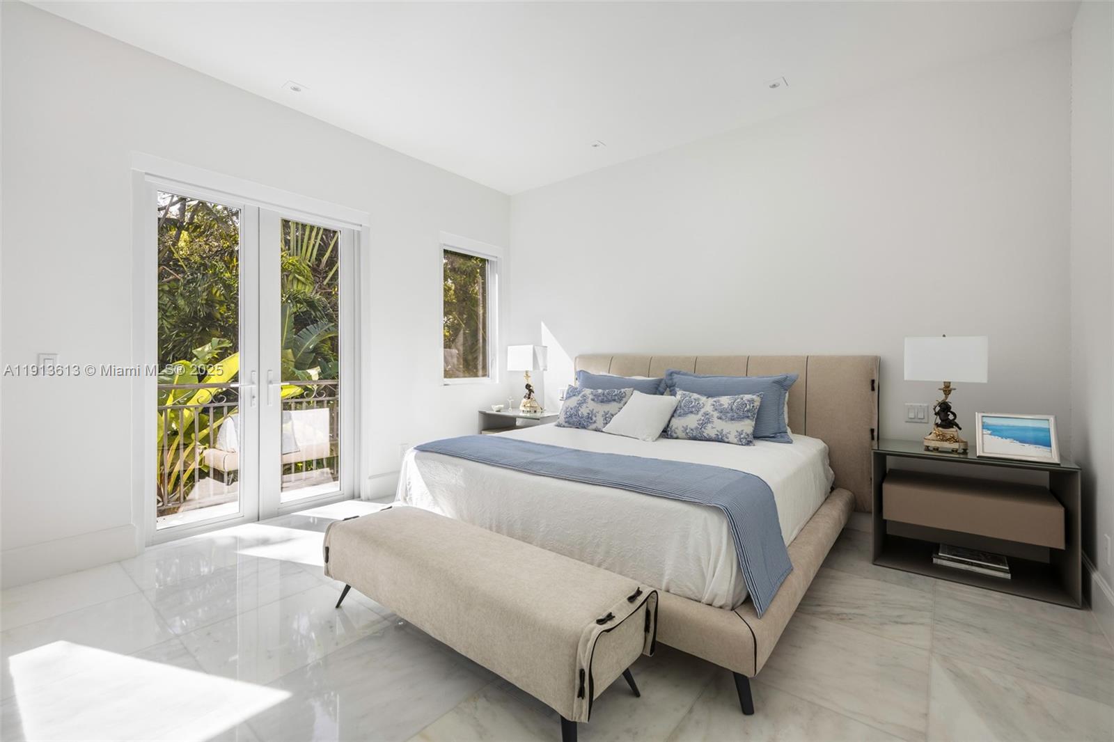 VILLAS DE VIZCAYA - Residential Lease