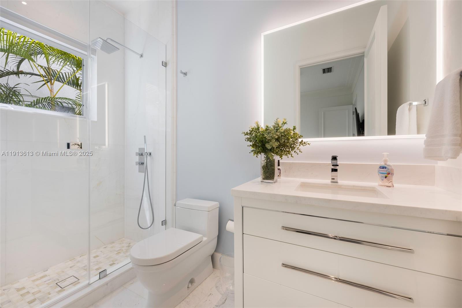 VILLAS DE VIZCAYA - Residential Lease