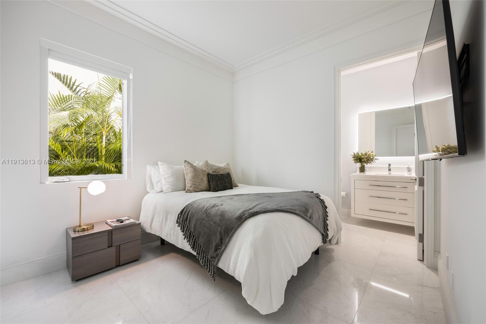 VILLAS DE VIZCAYA - Residential Lease