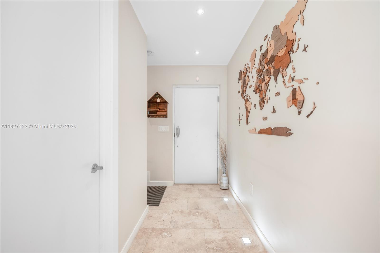 472 Minola Dr 472