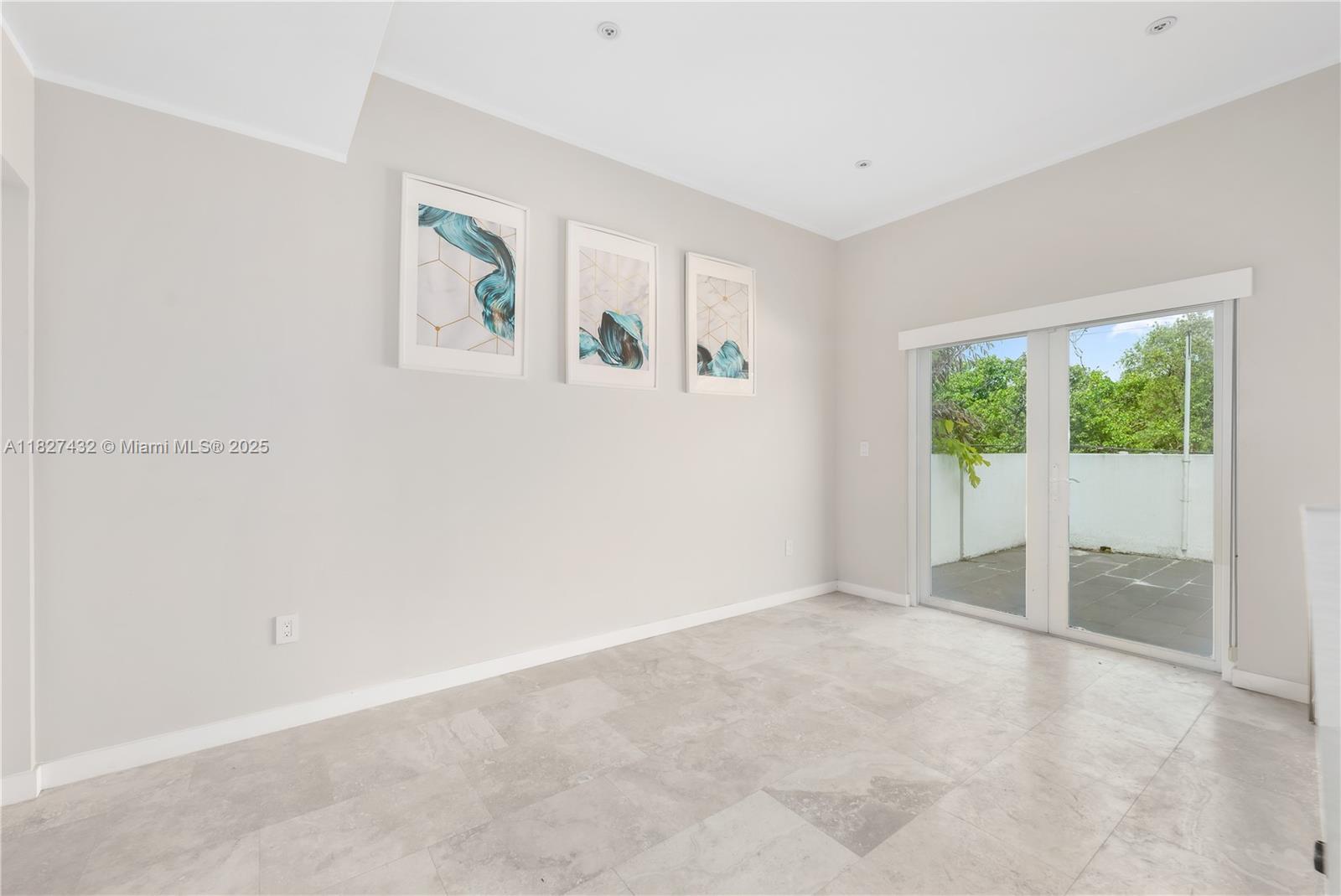 COUNTRY CLUB ESTATES SEC - Residential Lease