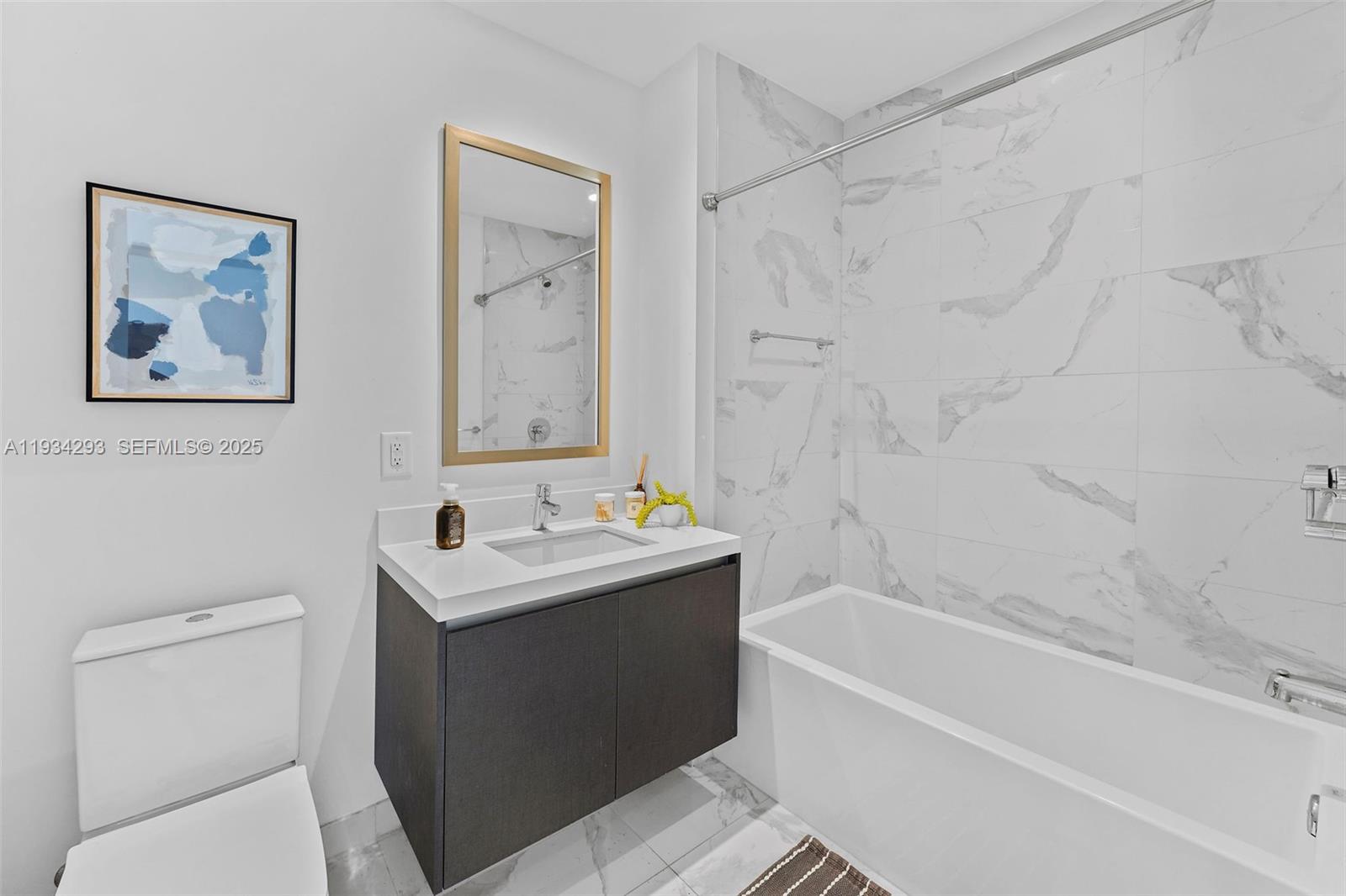 PARAMOUNT MIAMI WORLDCEN - Residential