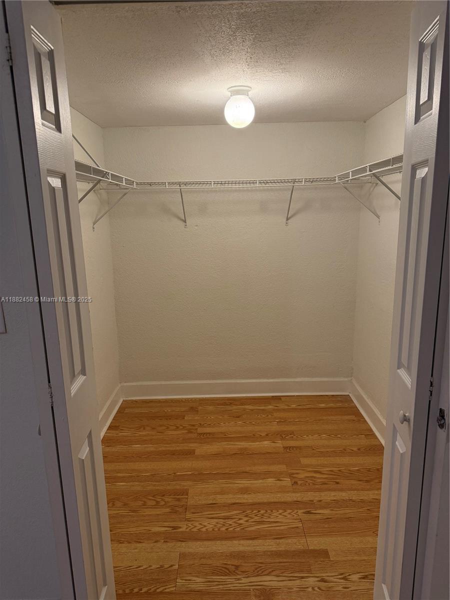 EVENING STAR CONDO - Residential Lease