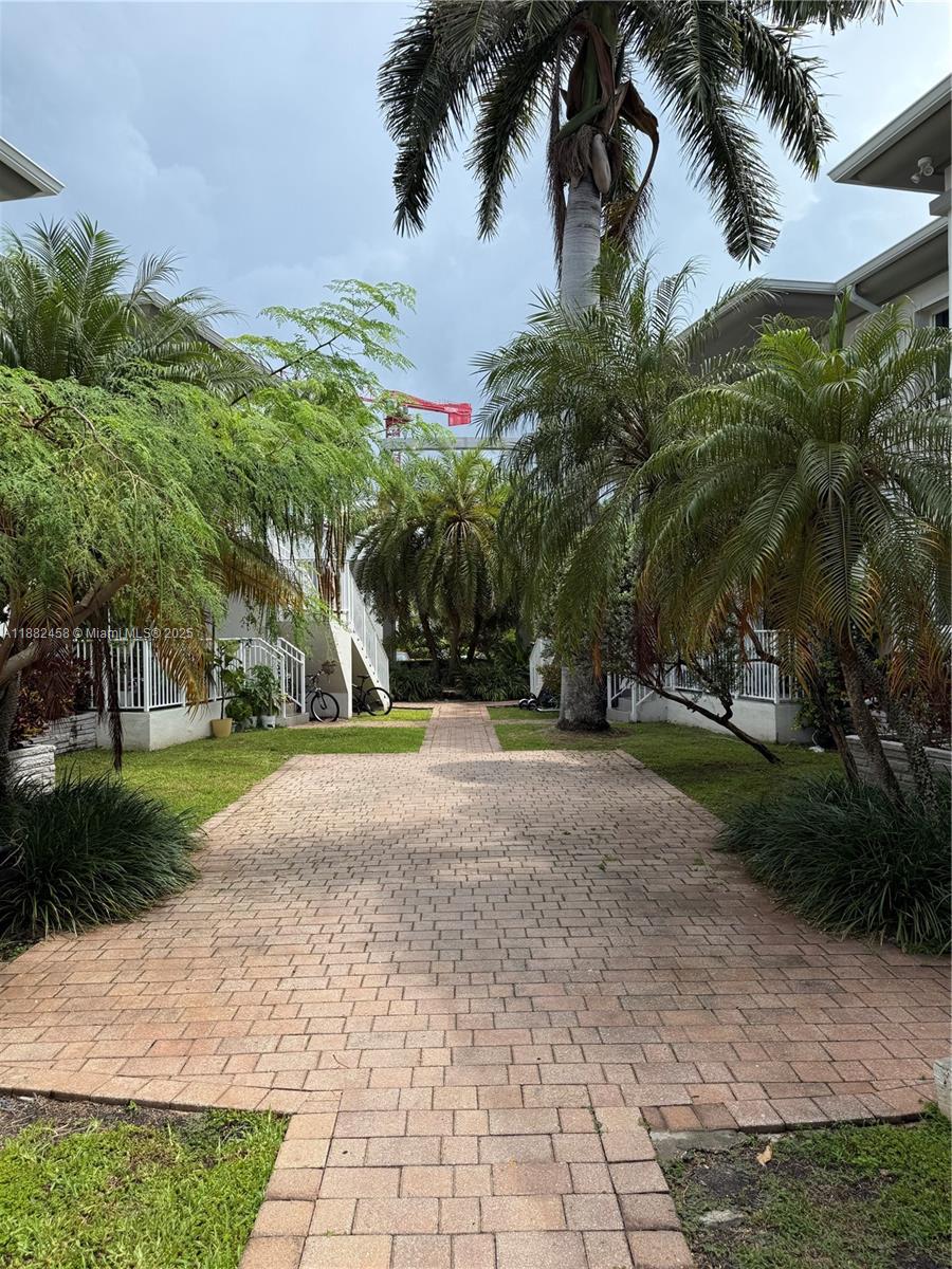 EVENING STAR CONDO - Residential Lease