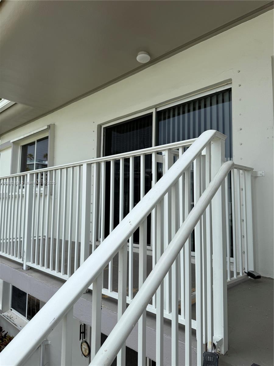 EVENING STAR CONDO - Residential Lease