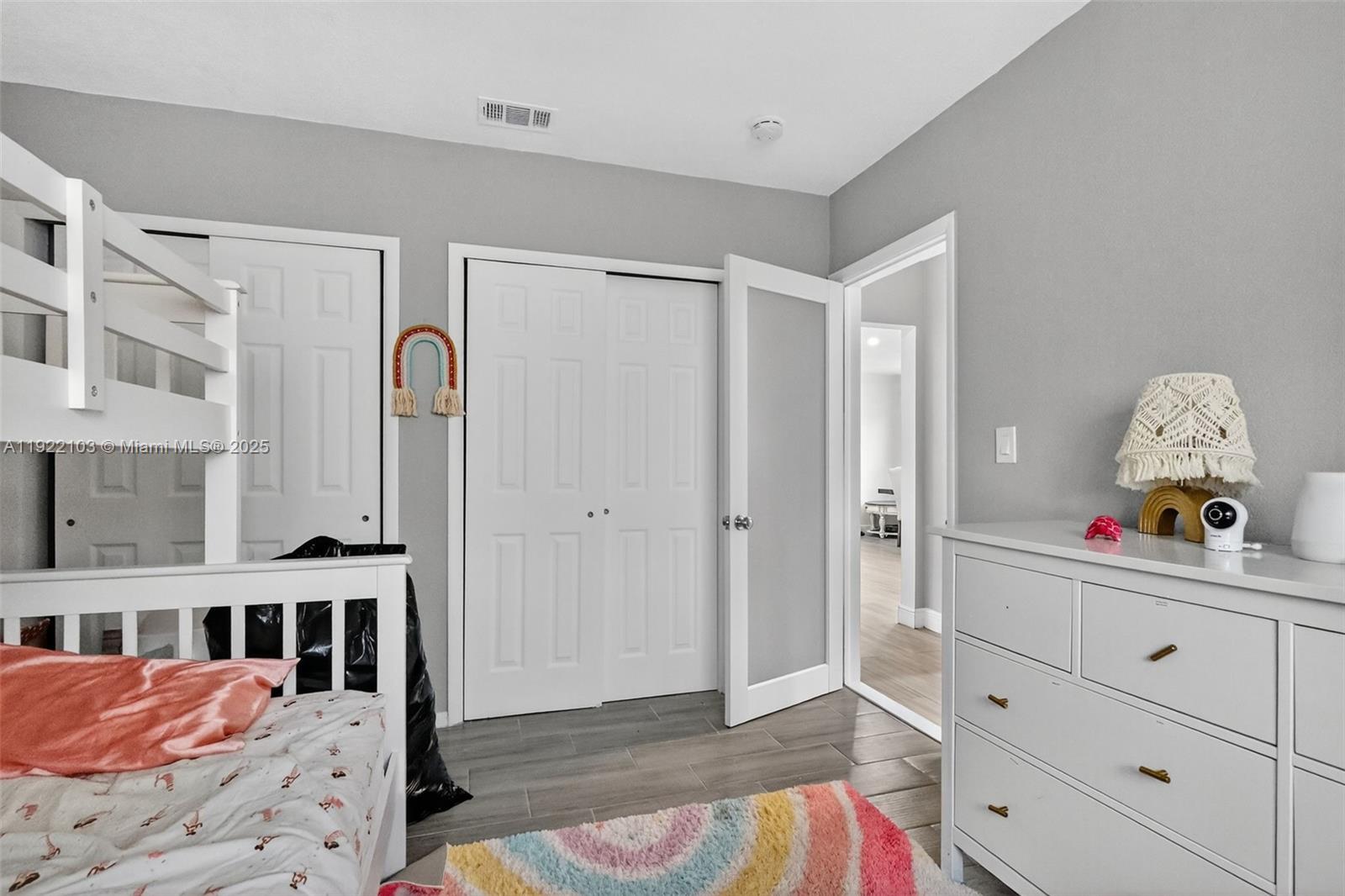 SCOTT LAKE MANOR SEC 5 - Residential Lease