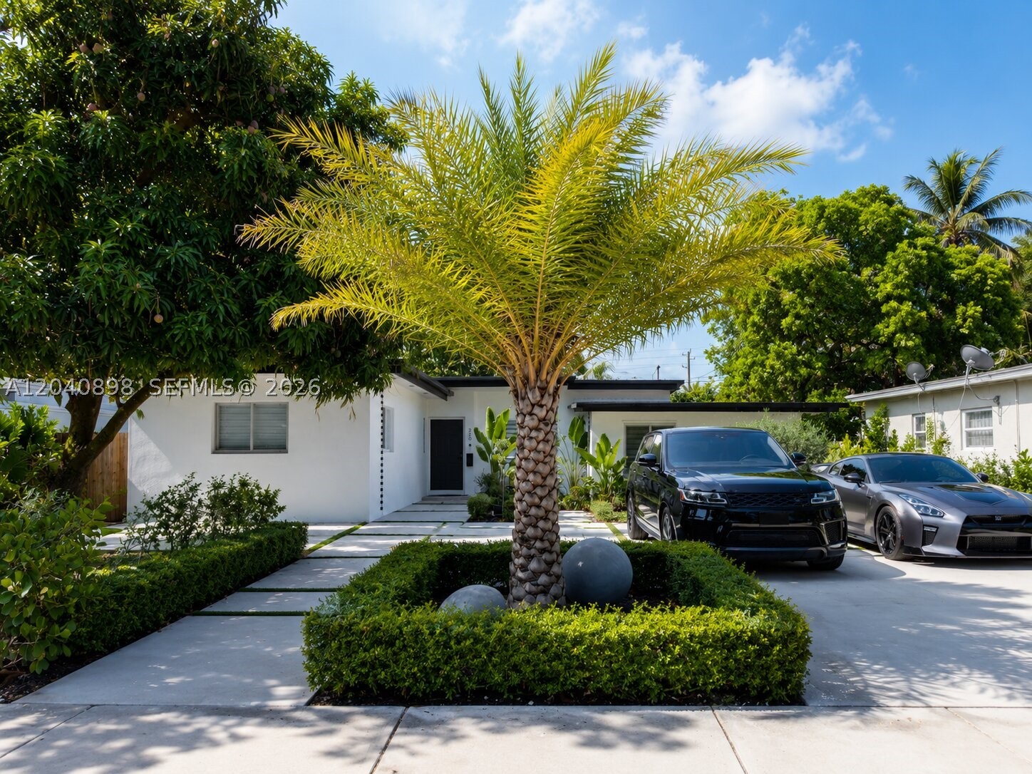 270 NW 104th St