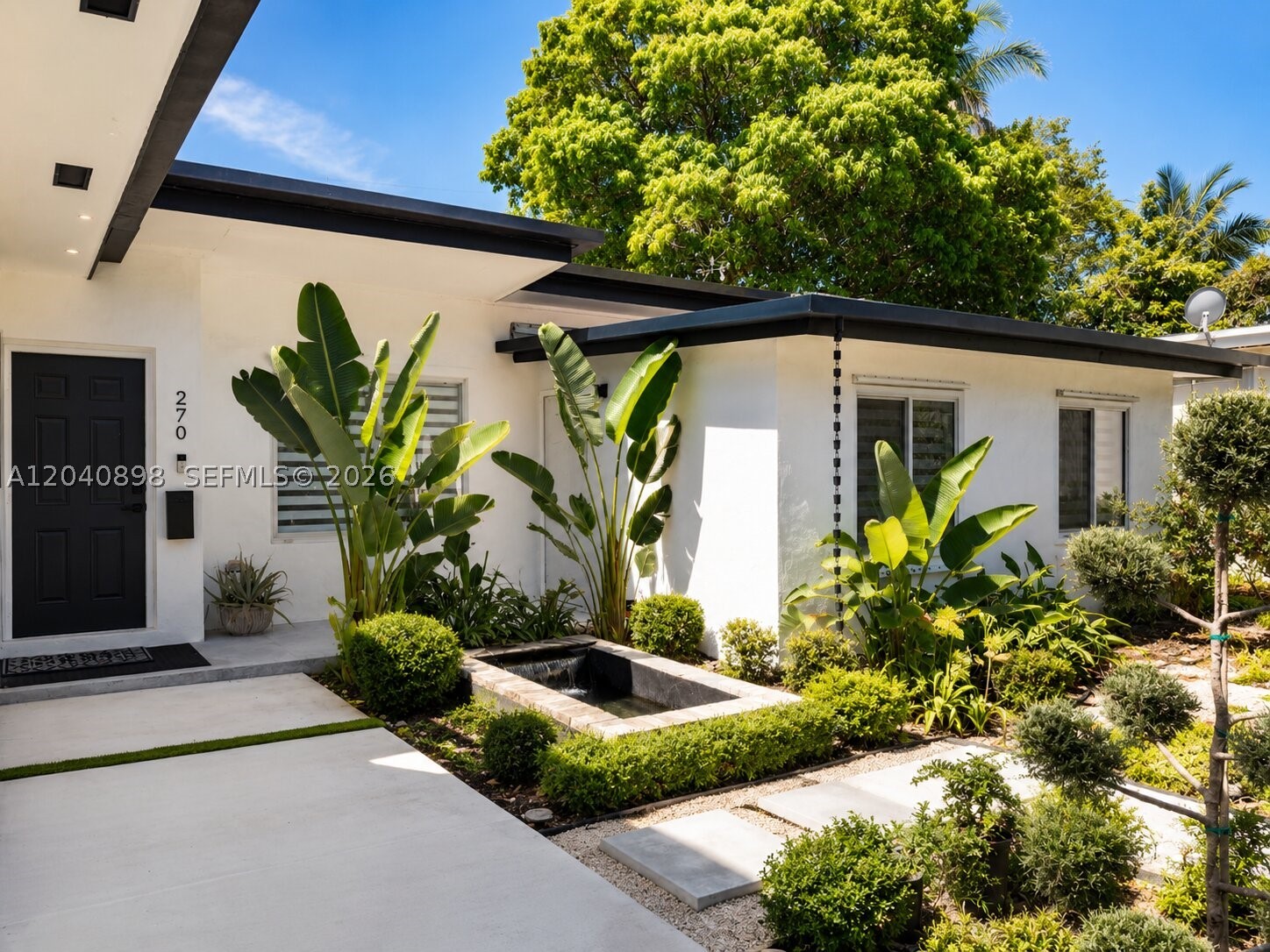 270 NW 104th St