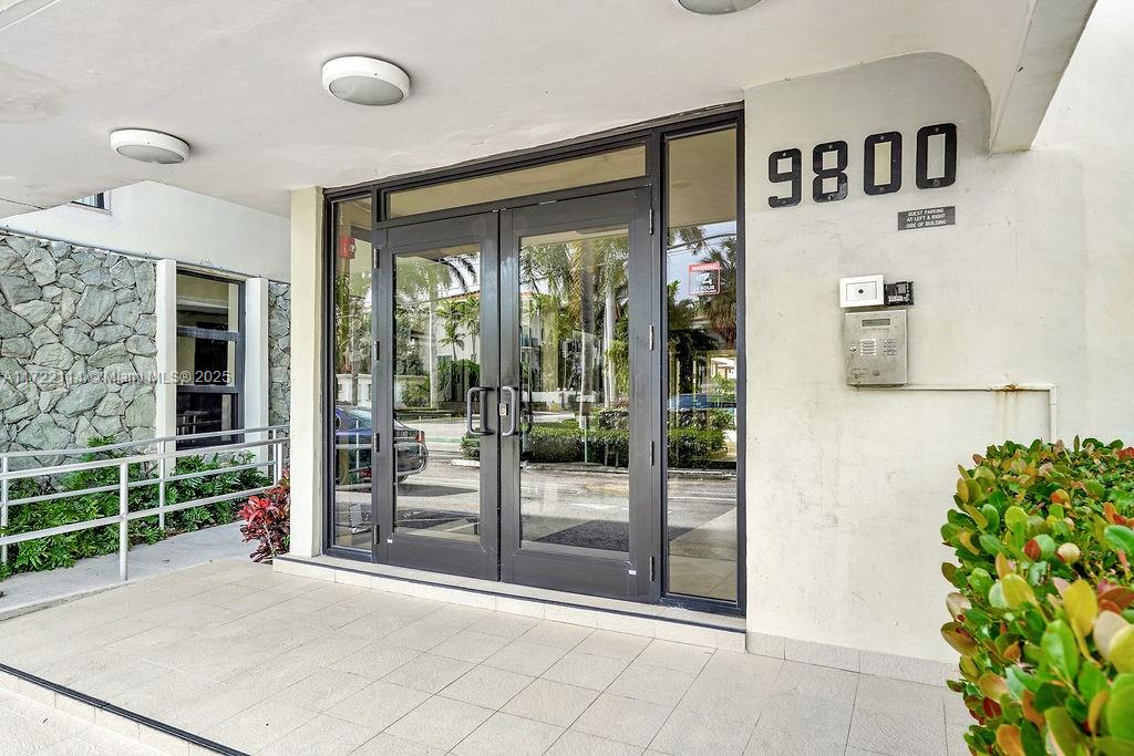 GUILDFORD CONDO - Residential