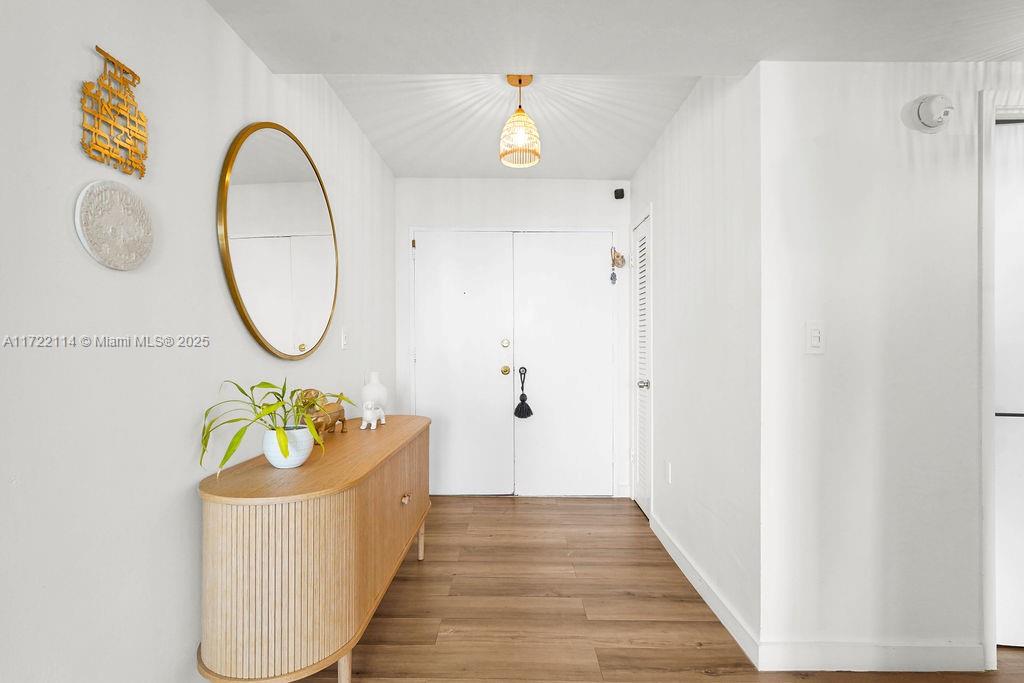 GUILDFORD CONDO - Residential