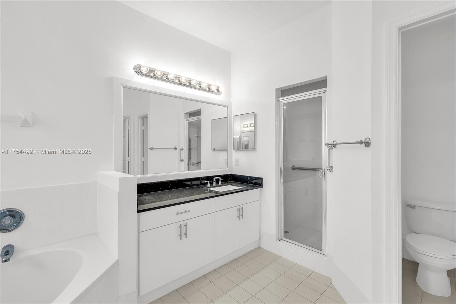 CORSICA PLACE - Residential