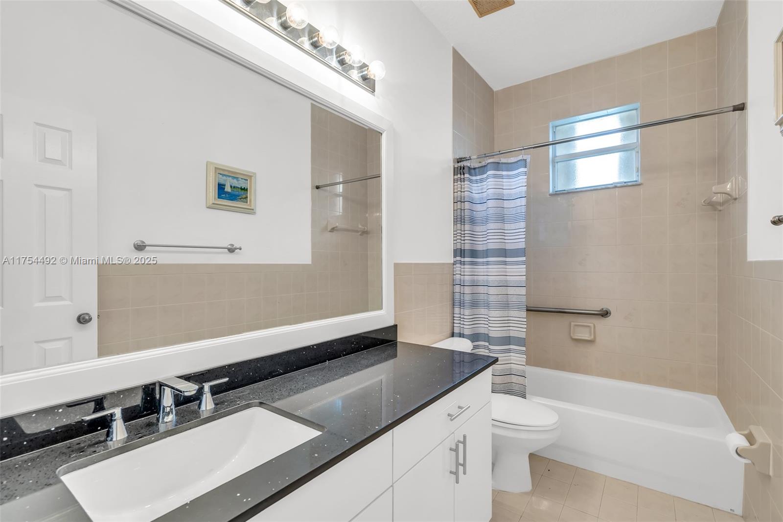CORSICA PLACE - Residential