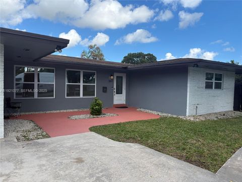 3617 Cleveland St - Hollywood FL 33021