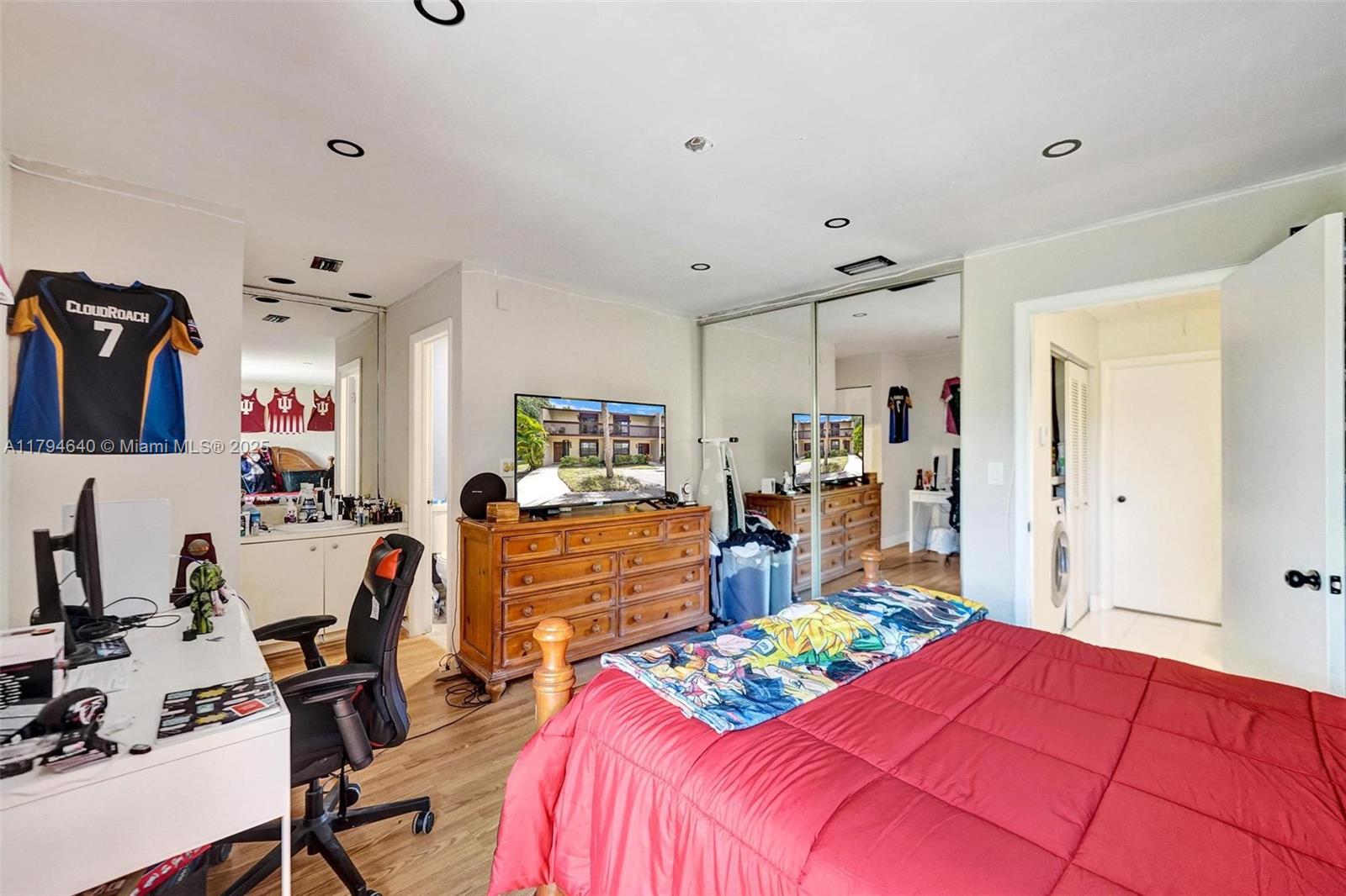 VILLAGER TOWNHOMES - Residential