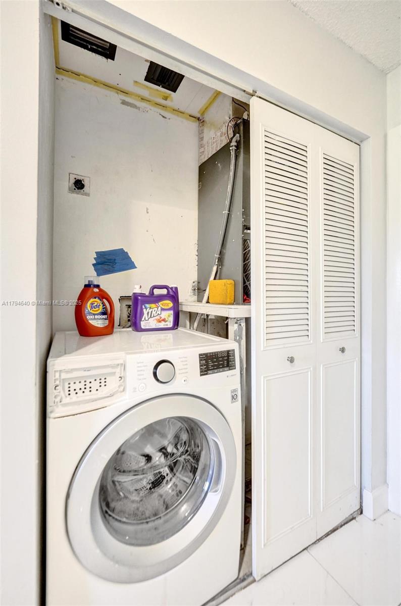 VILLAGER TOWNHOMES - Residential