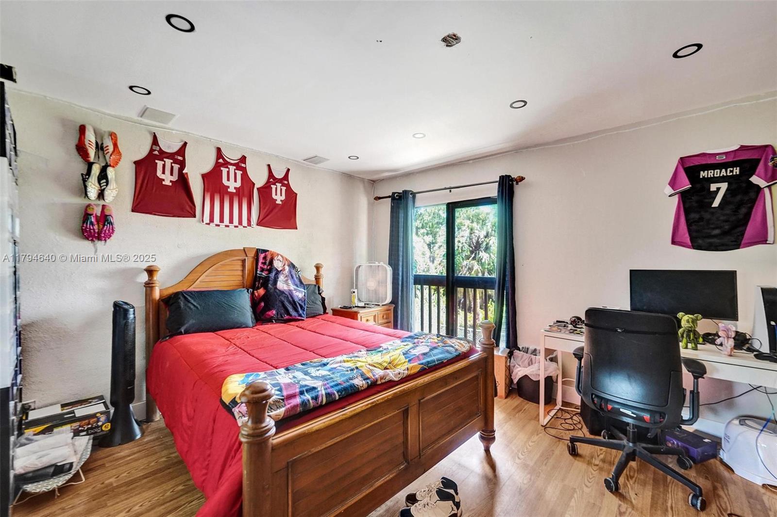 VILLAGER TOWNHOMES - Residential