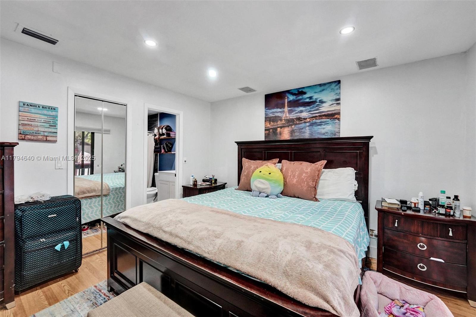 VILLAGER TOWNHOMES - Residential