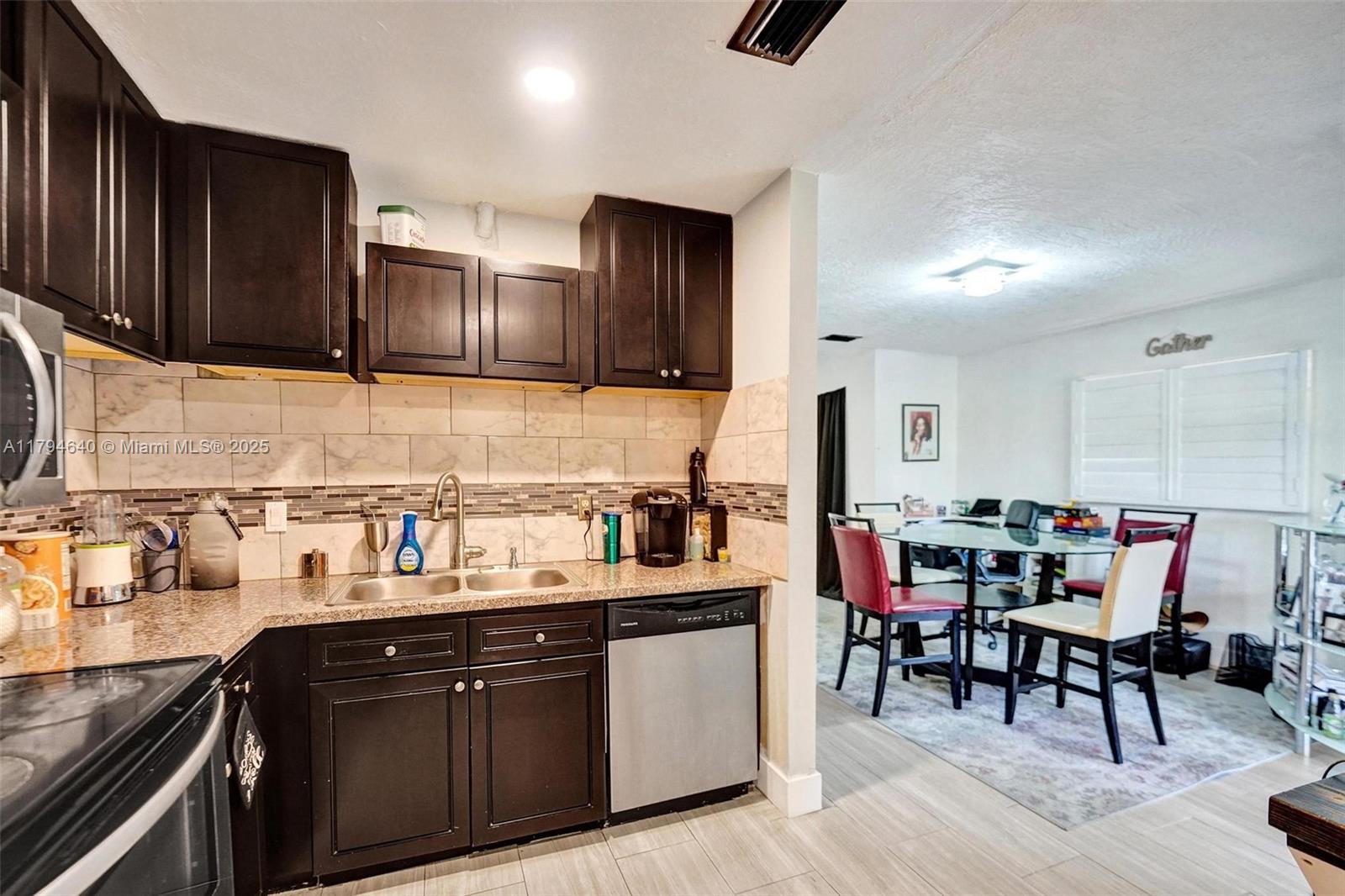 VILLAGER TOWNHOMES - Residential