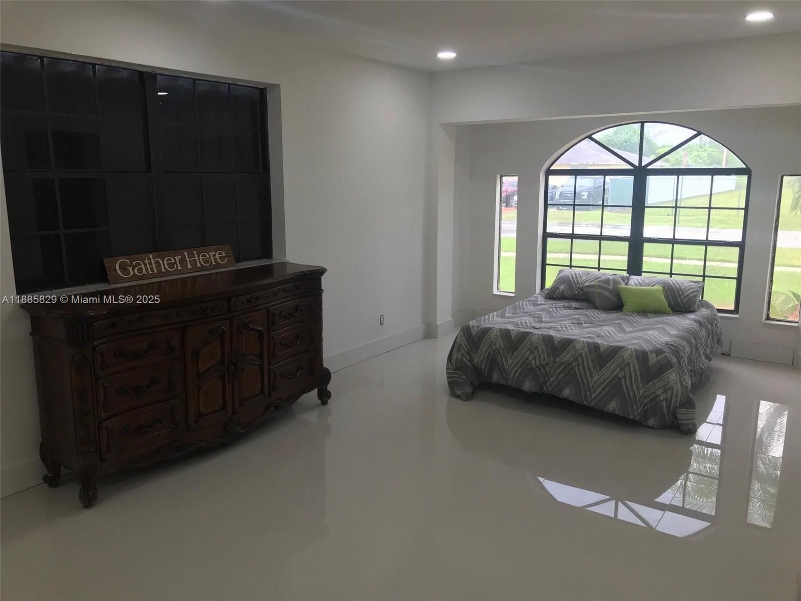 CAROL CITY - Residential