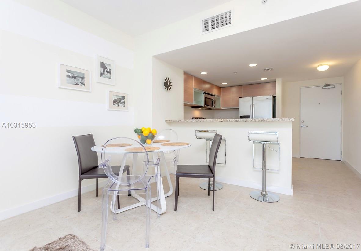 RIVER OAKS MARINA TOWER - Residential Lease