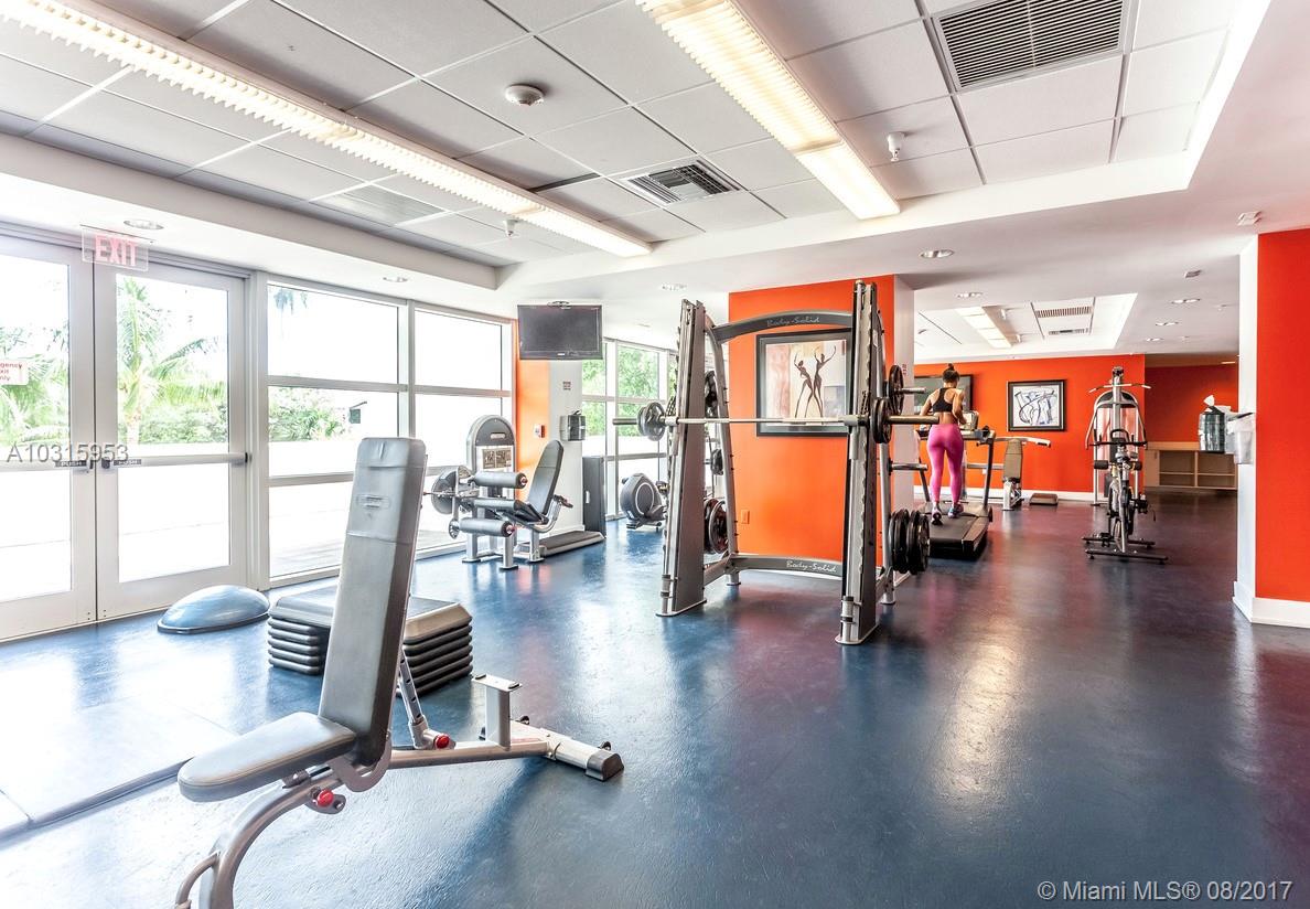 RIVER OAKS MARINA TOWER - Residential Lease