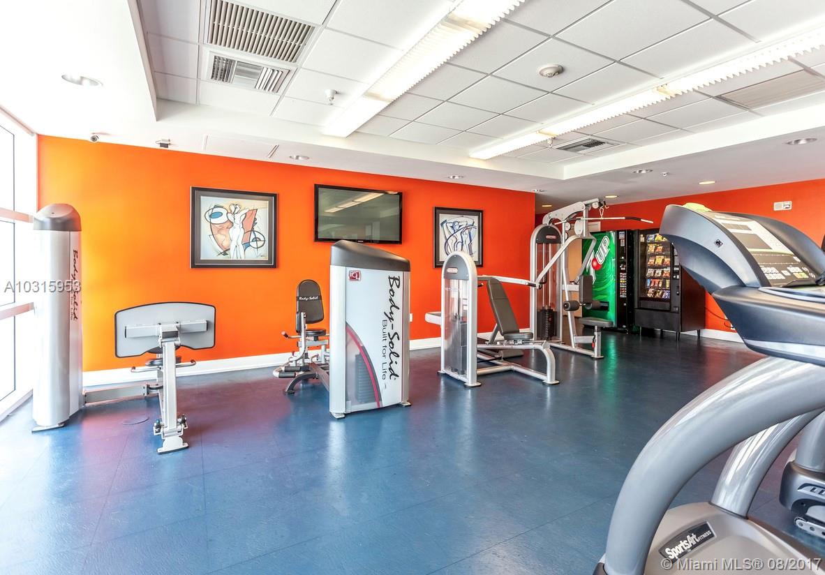 RIVER OAKS MARINA TOWER - Residential Lease