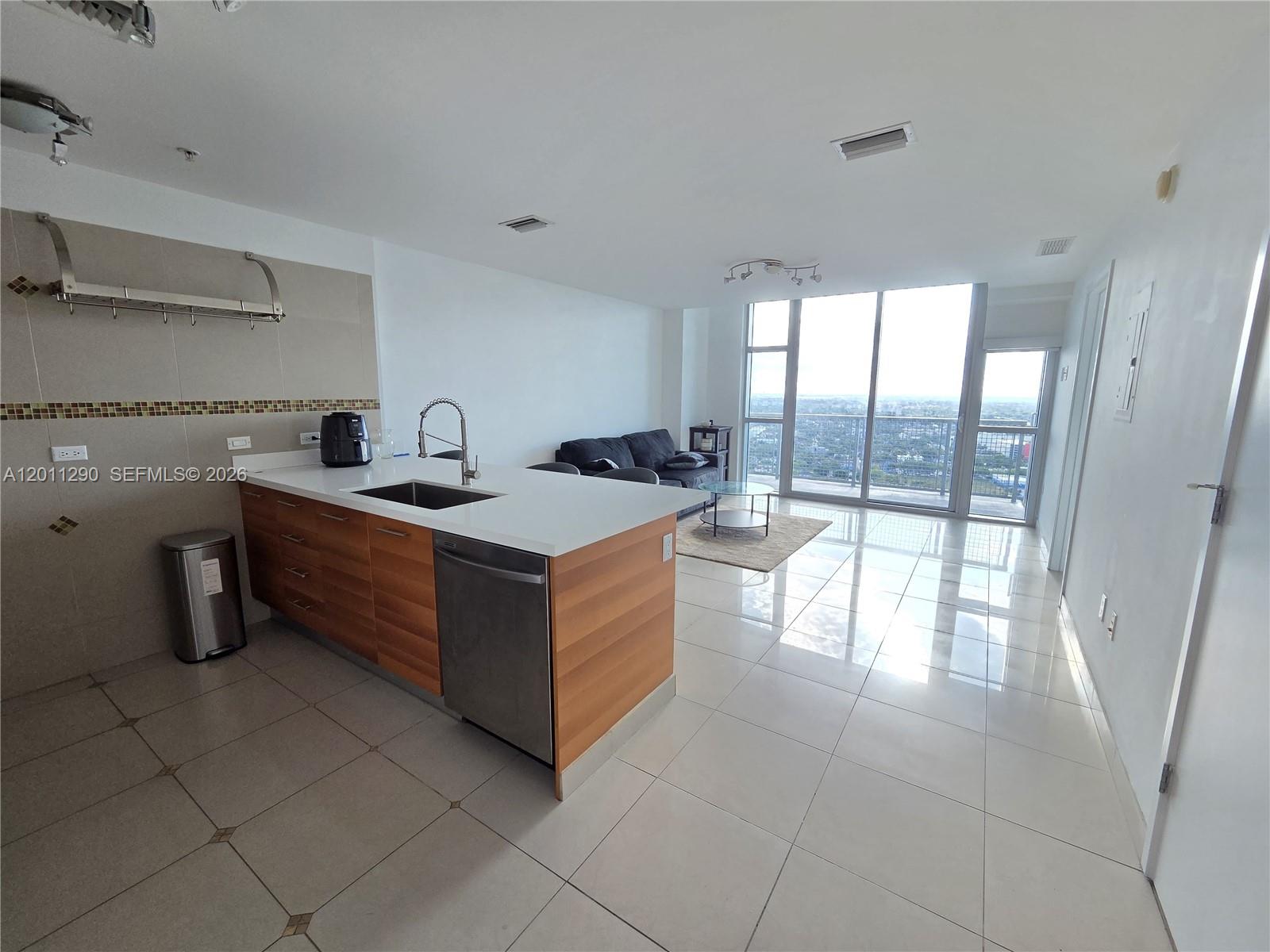 FOUR MIDTOWN MIAMI CONDO - Residential
