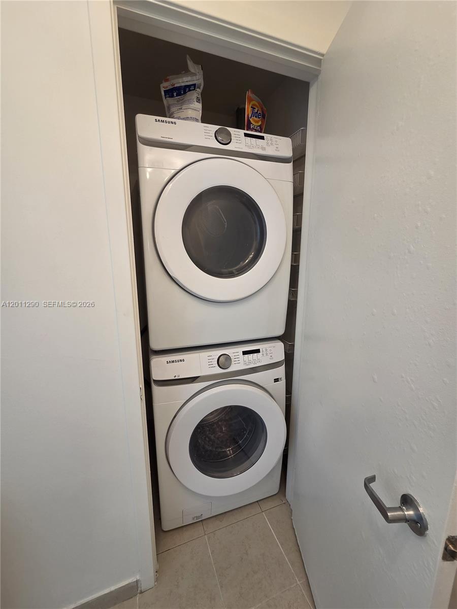 FOUR MIDTOWN MIAMI CONDO - Residential