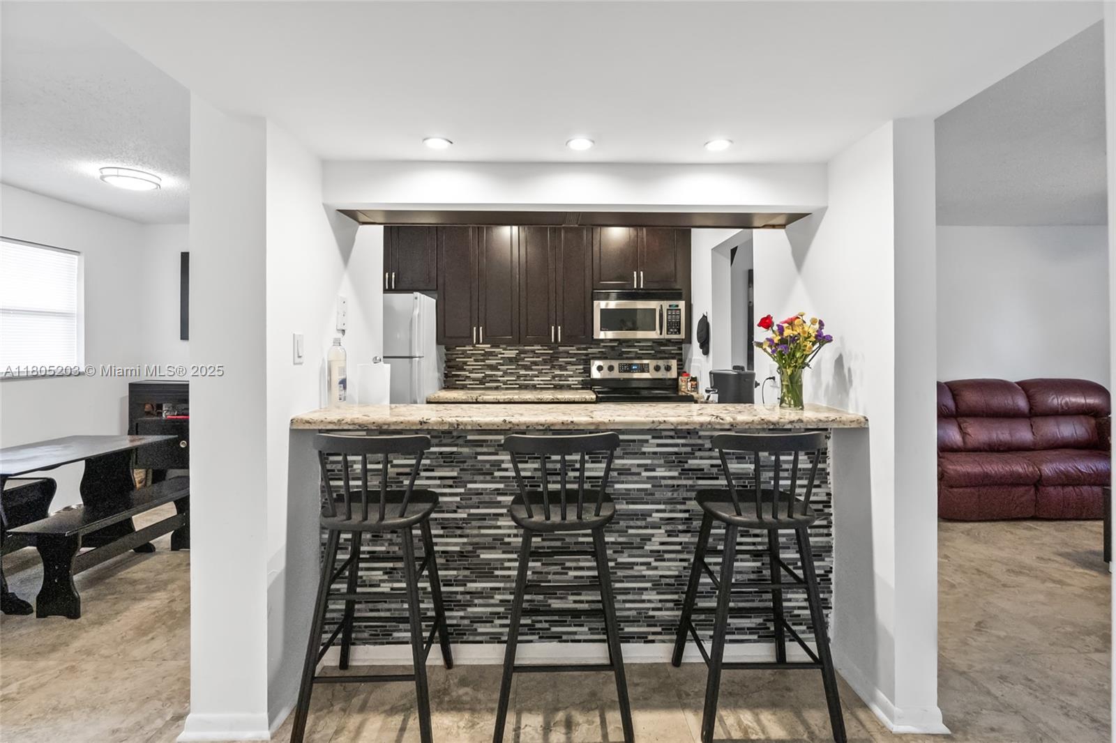 10772 La Placida Dr 7-203