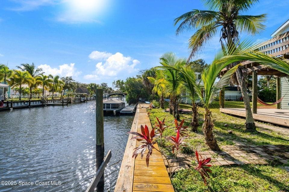 V I P Vacation Island - Residential