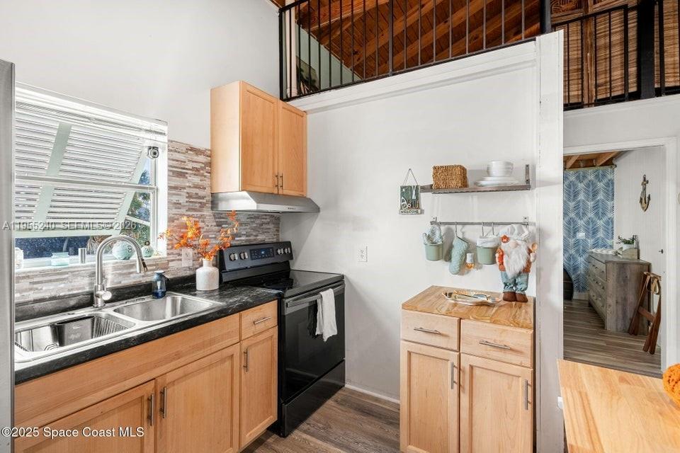 V I P Vacation Island - Residential