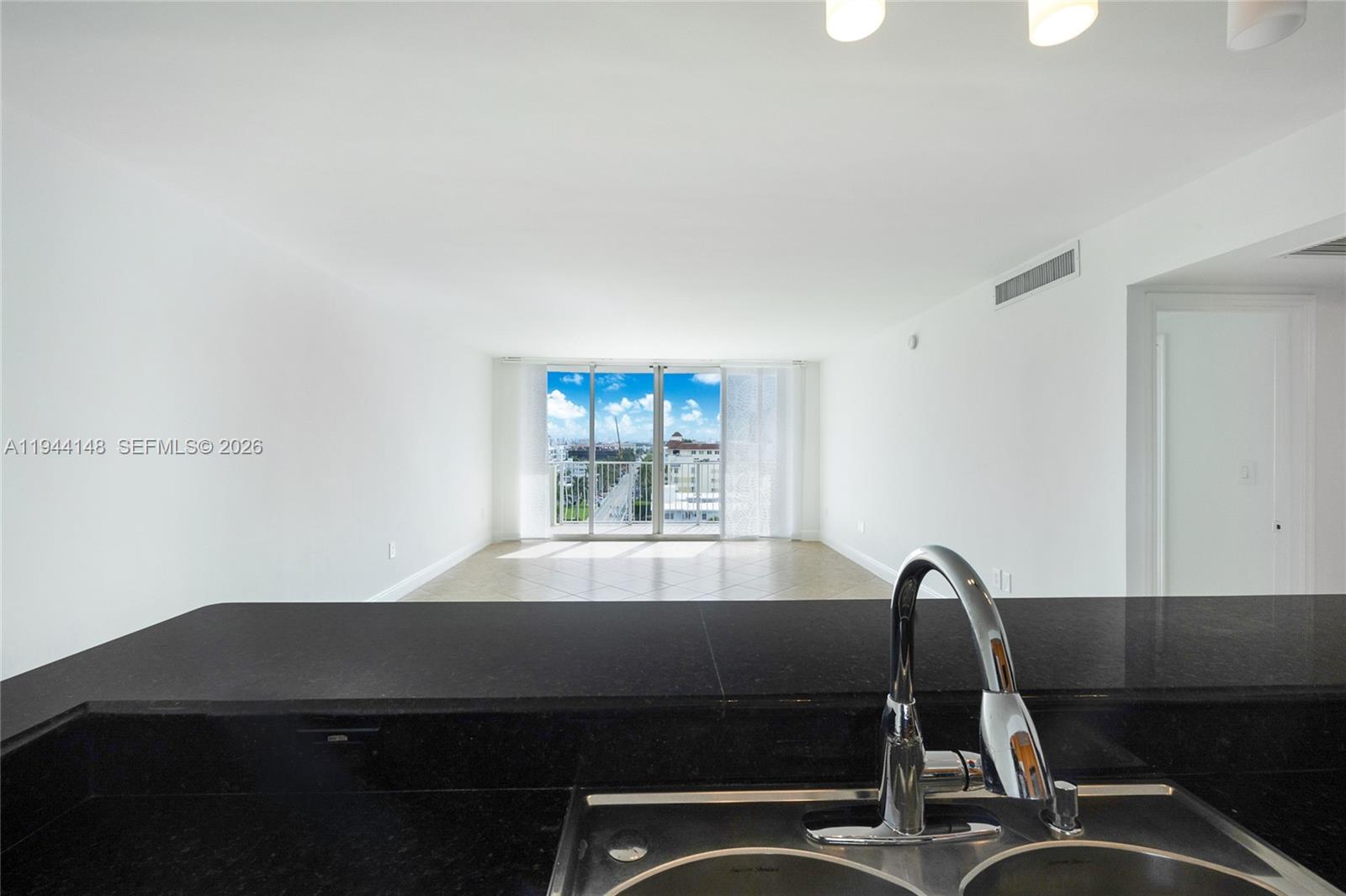 ISLAND POINTE CONDO - Residential