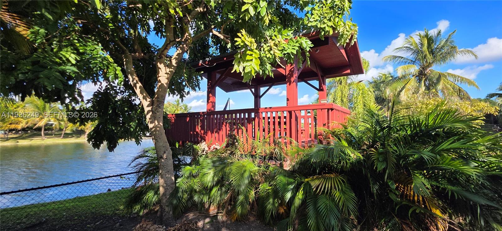 KENDALE LAKES SEC EIGHT - Residential