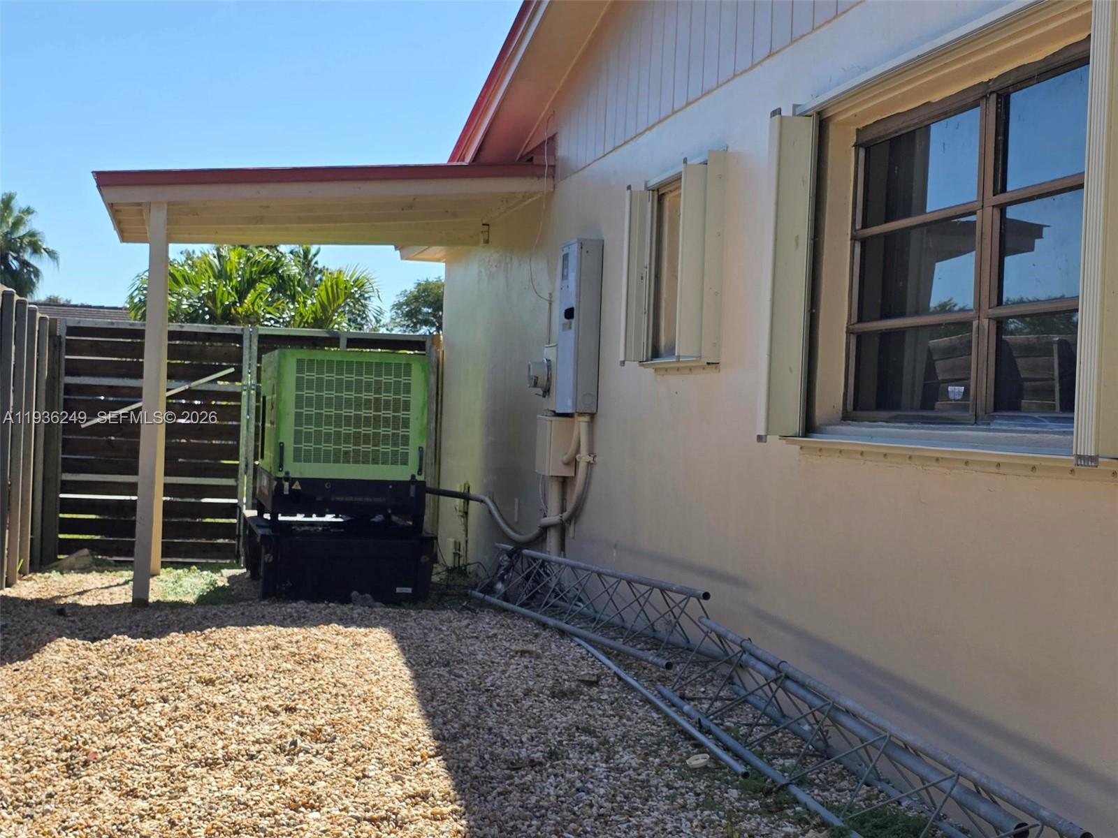 KENDALE LAKES SEC EIGHT - Residential