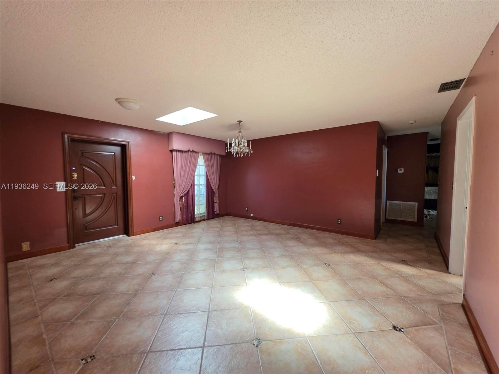 KENDALE LAKES SEC EIGHT - Residential