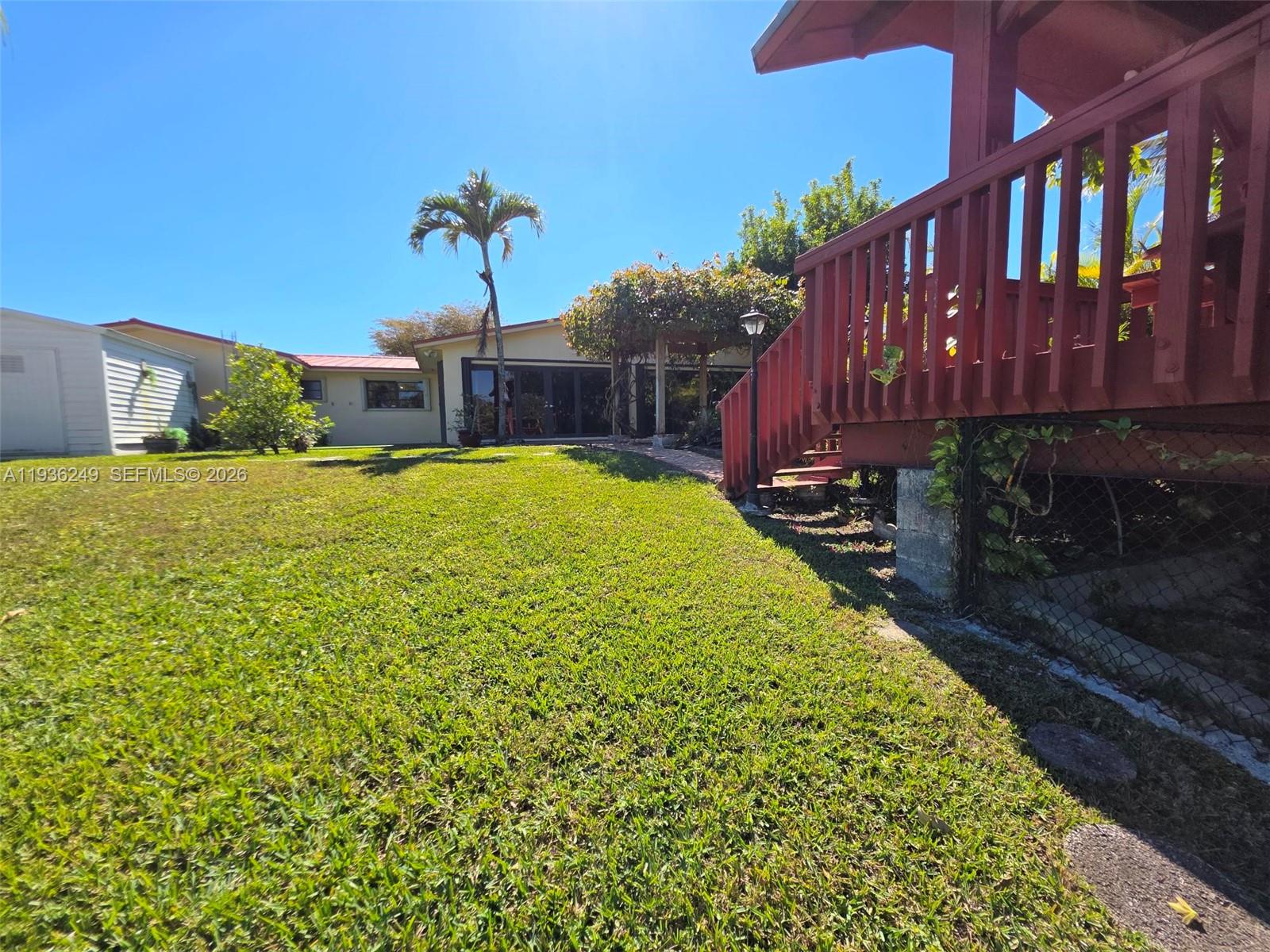 KENDALE LAKES SEC EIGHT - Residential