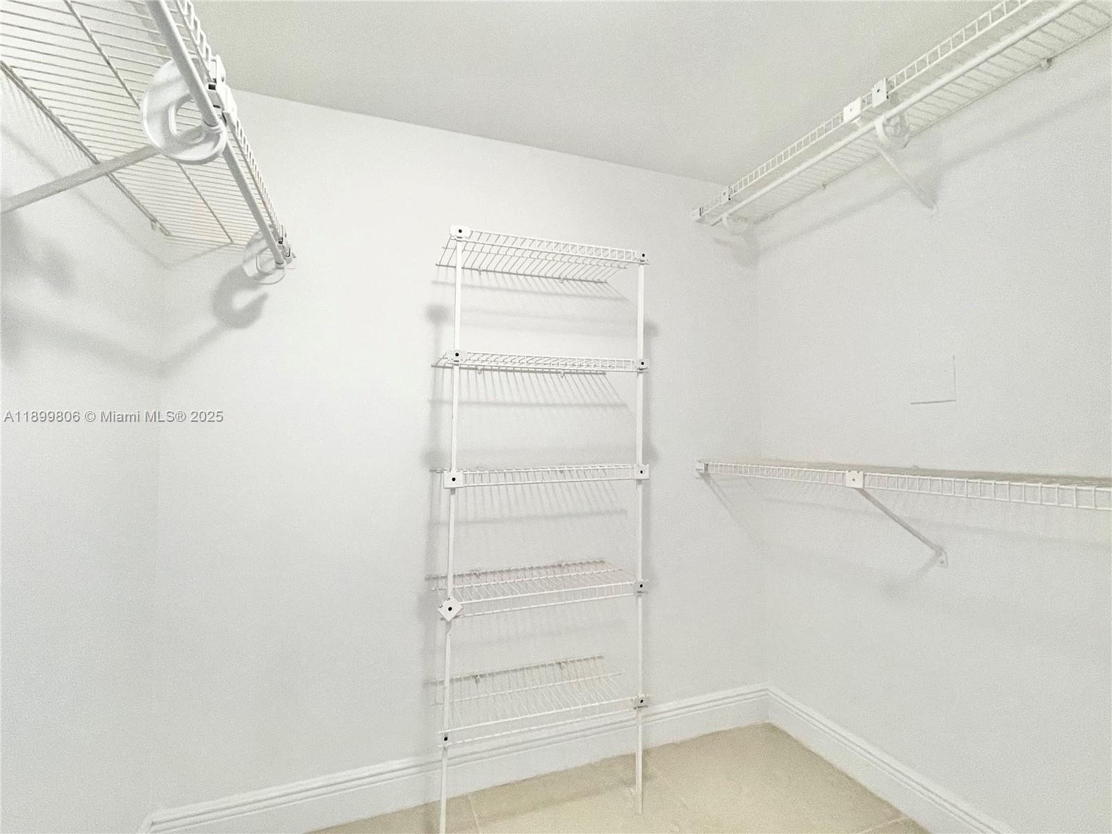 PARC VISTA CONDO - Residential Lease