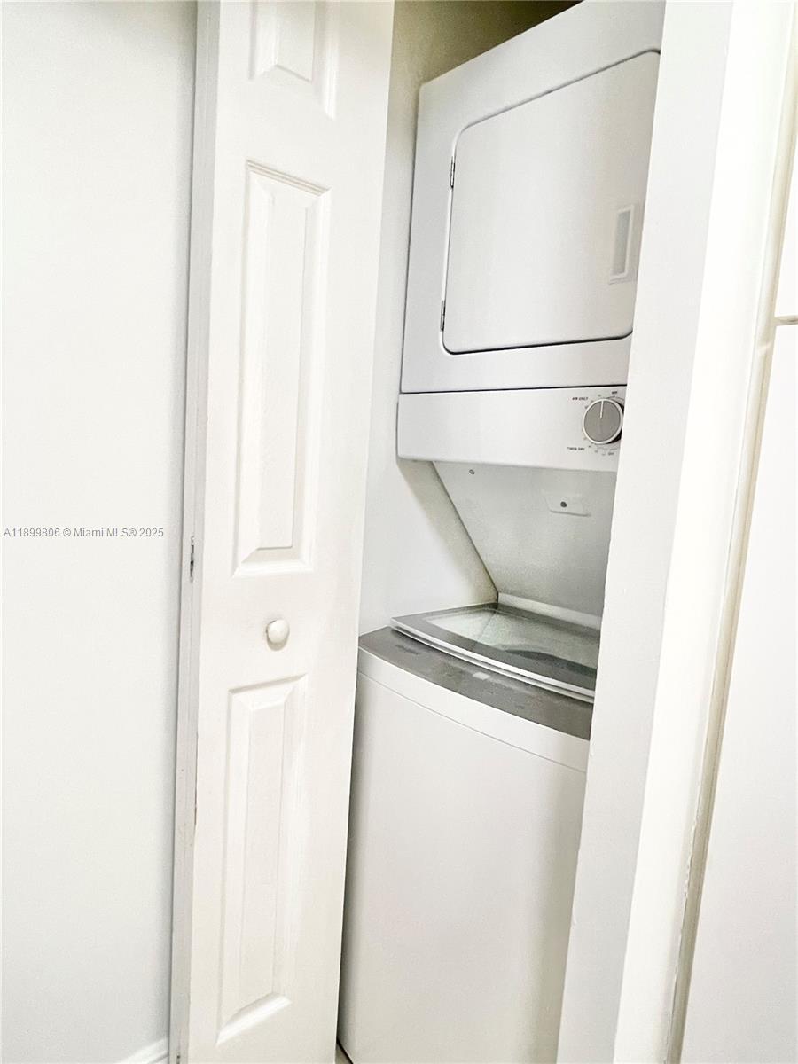 PARC VISTA CONDO - Residential Lease