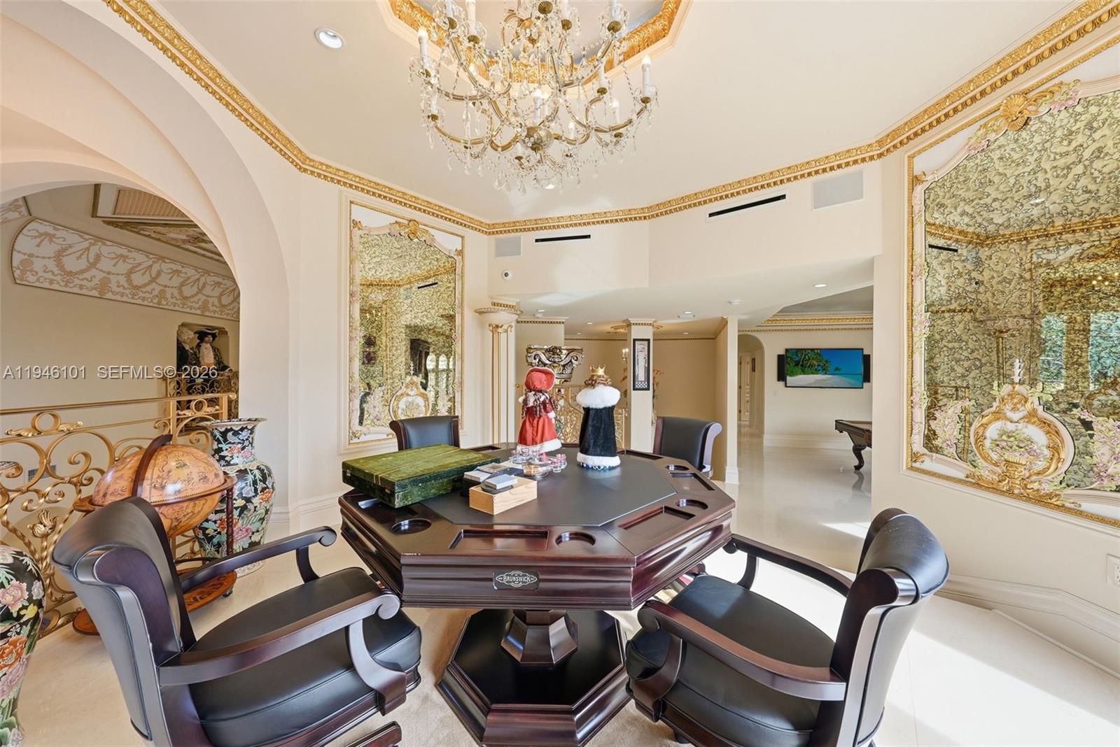 GOLDEN BEACH SEC F - Residential