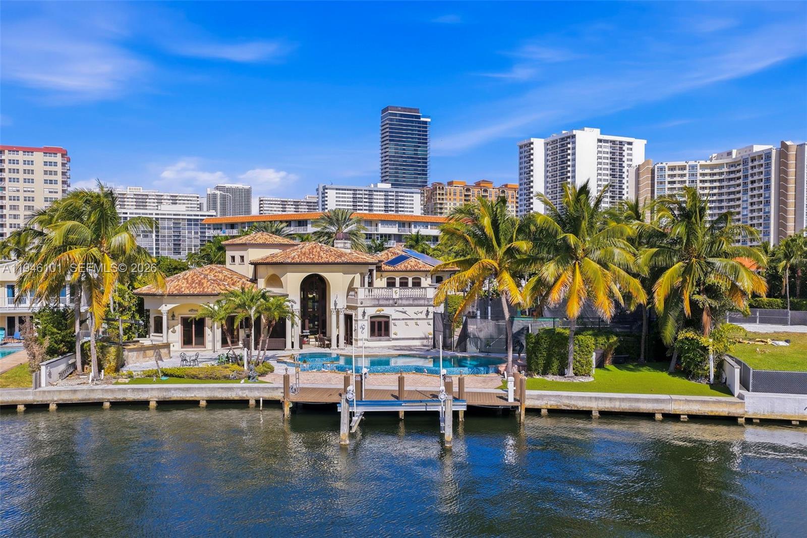 GOLDEN BEACH SEC F - Residential