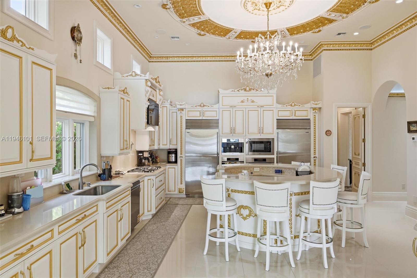 GOLDEN BEACH SEC F - Residential