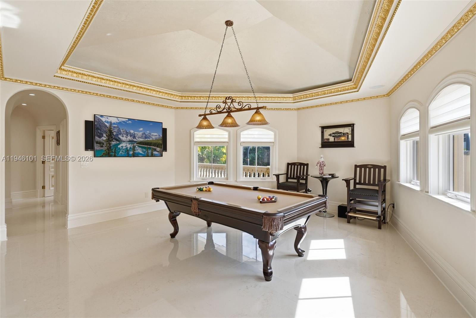 GOLDEN BEACH SEC F - Residential