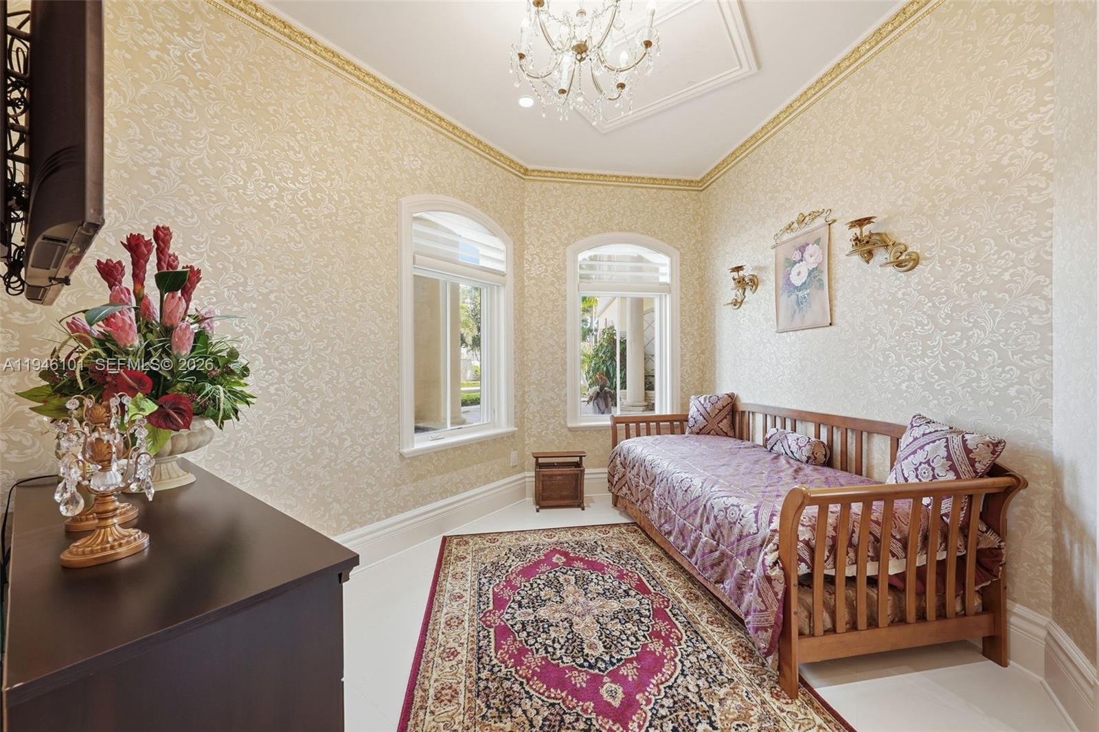 GOLDEN BEACH SEC F - Residential