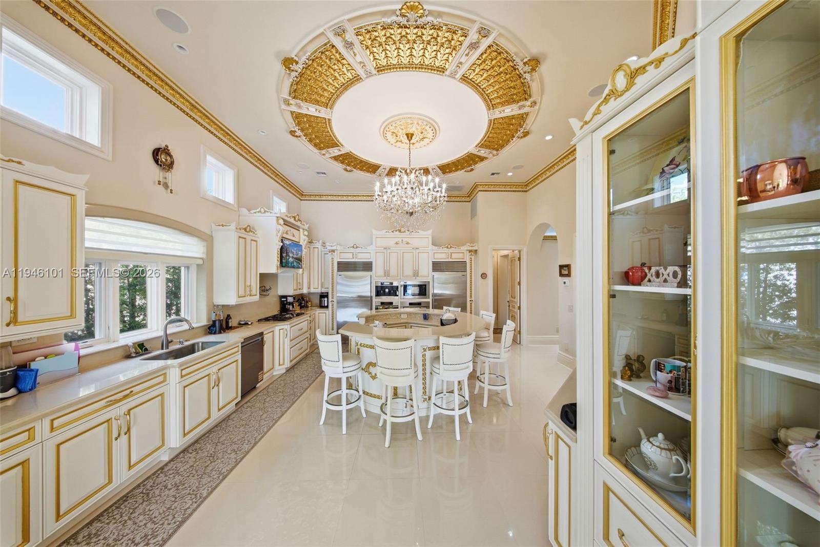 GOLDEN BEACH SEC F - Residential