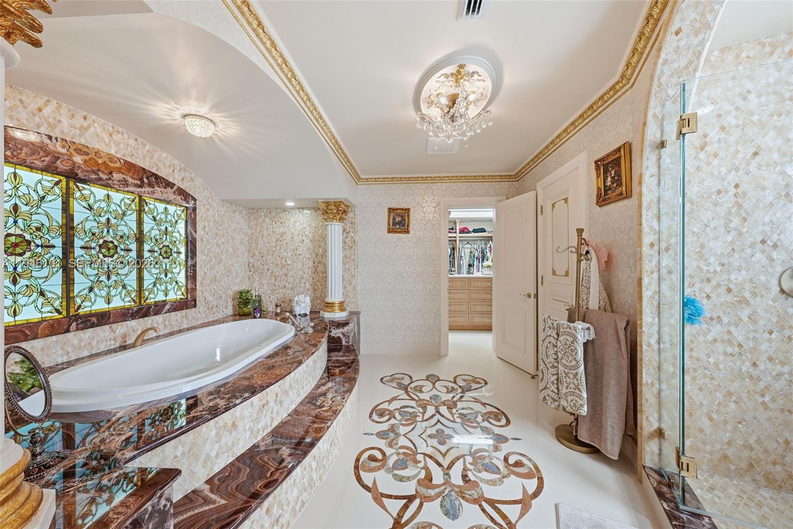 GOLDEN BEACH SEC F - Residential