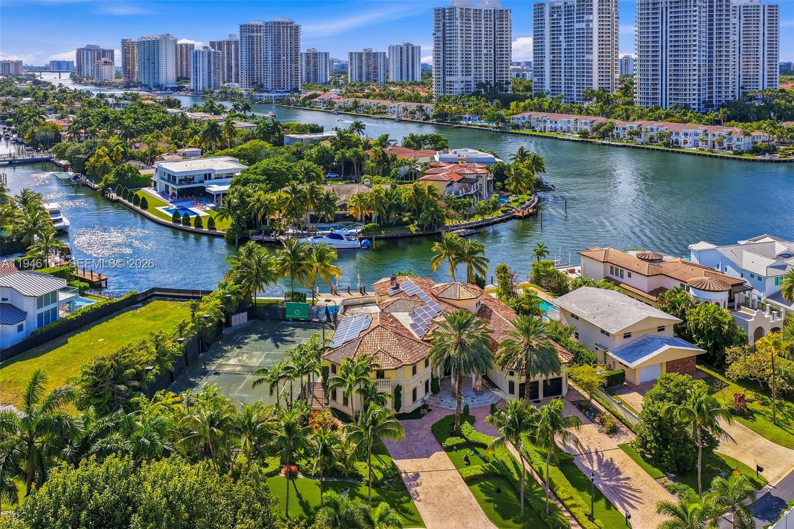 GOLDEN BEACH SEC F - Residential