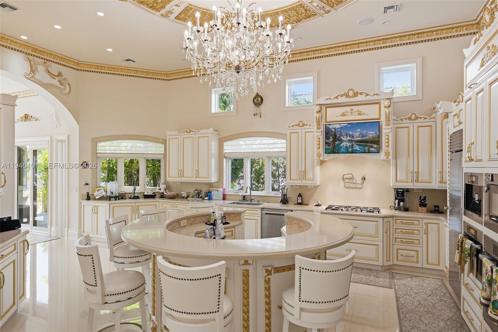 GOLDEN BEACH SEC F - Residential