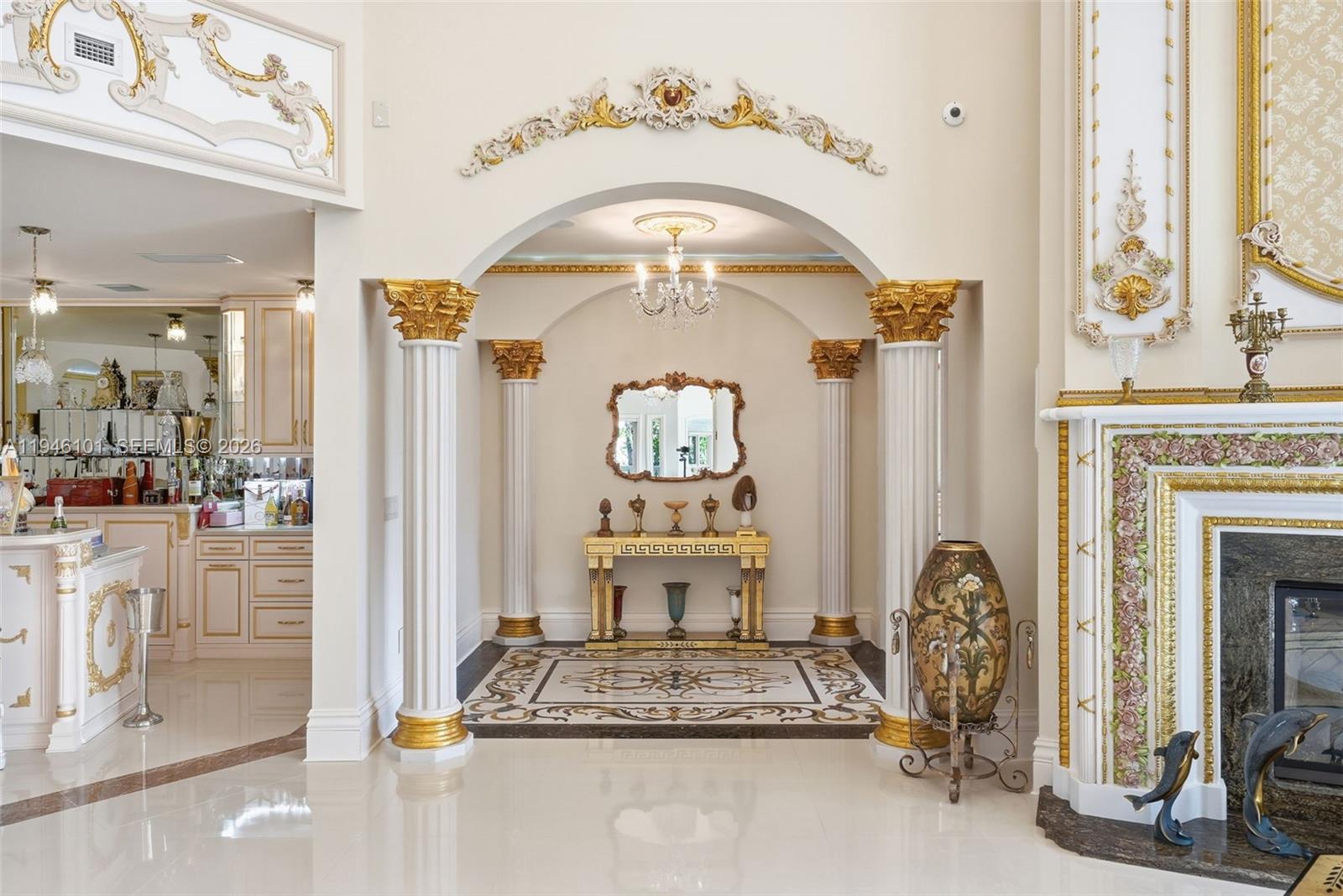 GOLDEN BEACH SEC F - Residential