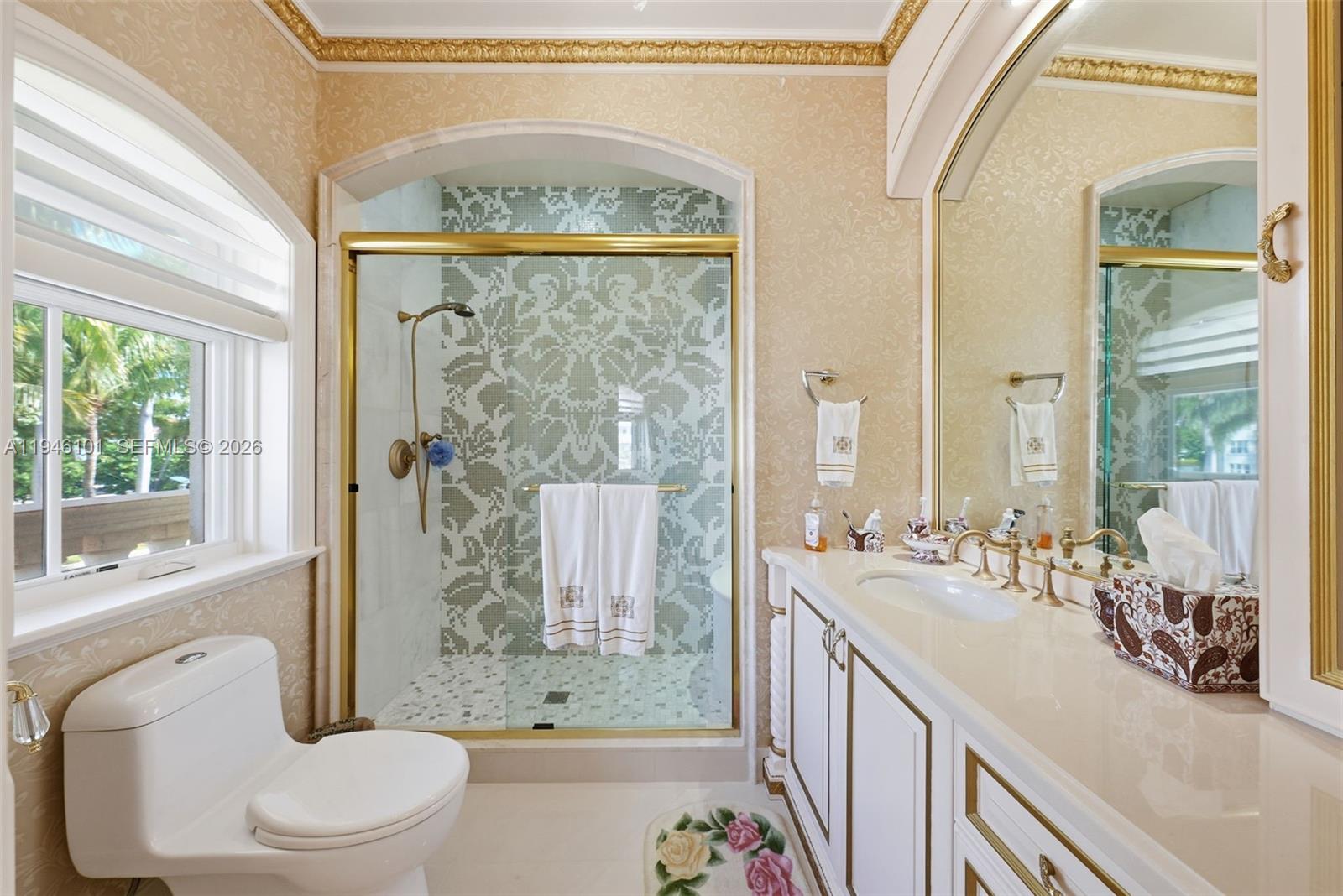 GOLDEN BEACH SEC F - Residential